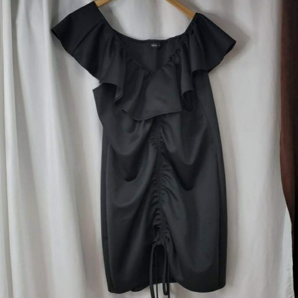 Black Rouched and Ruffled Cocktail Dress by Bloom Chic - Picture 11 of 13